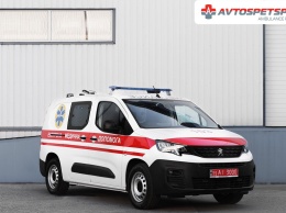 Украинская компания превратила Peugeot Partner в медицинский автомобиль
