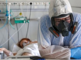 Из-за вспышки коронавируса в российских регионах не хватает медиков