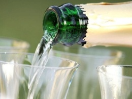 Во Франции добились моратория на выполнение российского закона о шампанском