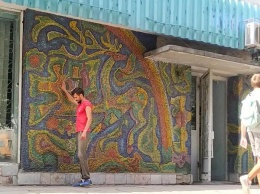В Днепре «оживили» раритетную мозаику бывшего детского магазина «Чебурашка» (ФОТО)