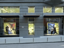 Как выглядит киевский бутик Prada после обновления