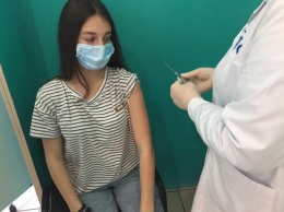 "Меньше часа": отец рассказал, как вакцинировал ребенка от COVID-19 в Запорожье