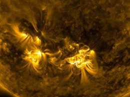 NASA опубликовало завораживающее видео мощных солнечных вспышек