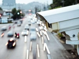 На дорогах Украины появились еще 18 камер фиксации нарушений ПДД