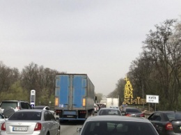 Пробки в Киеве- какие улицы и маршруты транспорта парализованы (КАРТА)