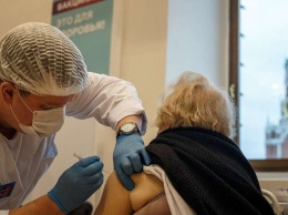 Frankfurter Rundschau: Россияне дают взятки, чтобы избежать вакцинации от коронавируса