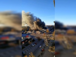 В Каменском случился масштабный пожар: возгорание тушат уже 2 часа