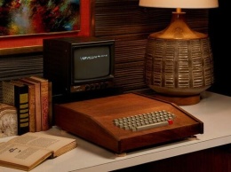 Оригинальный компьютер Apple 1976 года продали за $400 тыс