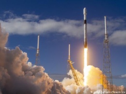 SpaceX вывела в космос 53 спутника Starlink