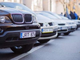 В Украине закончился льготный период растаможки «евроблях»: откуда теперь везти авто и сколько стоит