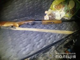 Думали, что браконьер. На Николаевщине охотники обстреляли авто местного жителя, он ранен (ФОТО)
