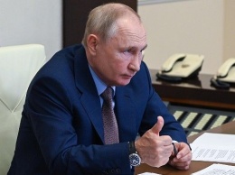 Путин вызвался добровольцем для эксперимента по назальной вакцине от ковида