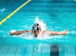 Юный спортсмен из Запорожья стал двукратным чемпионом Украины по плаванию