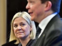 Первая женщина-премьер Швеции сразу же подала в отставку
