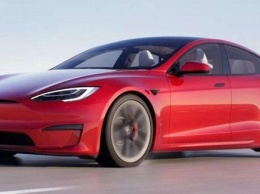 Tesla не тормозит? Расскажите это новой карбон-керамики для Model S Plaid