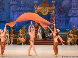 Неполиткорректный "Щелкунчик": почему в Берлине отменили балет Чайковского