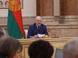 Лукашенко требует от ЕС оплатить эвакуацию мигрантов из Беларуси