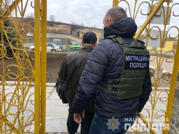 На свободу, но не в Украине. Из Николаева отправят в Молдову экс-заключенного (ФОТО)