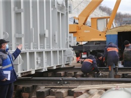 Третий гидроагрегат Ташлыкской ГАЭС пробно запустят в декабре - сейчас монтируют трансформатор (ФОТО)