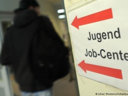 Число безработных в ФРГ снижается - несмотря на пандемию
