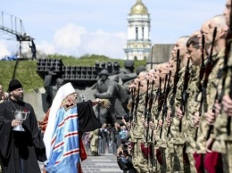 Священникам УПЦ разрешили пастырскую опеку военнослужащих - комментарий юротдела