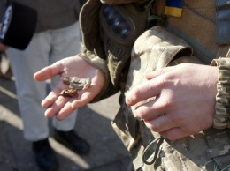 Упало 47 снарядов: В штабе ООС показали последствия артобстрела Станицы Луганской
