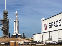 SpaceX вывела на орбиту еще 48 спутников Starlink и два разведчика BlackSky