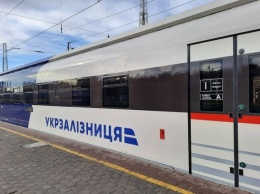 Новый поезд "Одесса-Измаил" уже испортили вандалы
