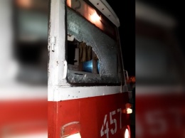 В Кривом Роге произошла серьезная драка: пострадал трамвай