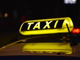 В Киеве таксист высадил пассажиров, которые сказали, что ненавидят украинский язык
