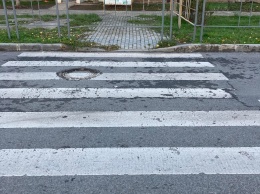 В Евпатории появился пешеходный переход в никуда