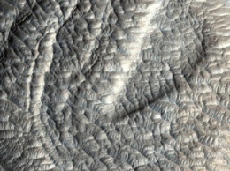 Печенье на Марсе. Аппарат NASA сделал снимок древнего марсианского кратера