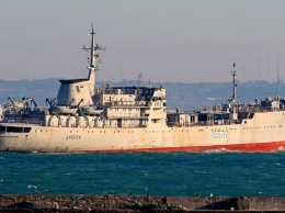 Россияне запустили очередной фейк об украинском корабле, который якобы приблизился к Керченскому проливу. На самом деле он был в наших территориальных водах