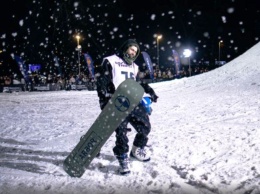 В Киеве под Аркой дружбы народов пройдет фестиваль Дабл Трипл Snow Fest 2021: чем удивит и когда можно увидеть соревнования сноубодистов