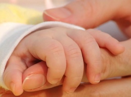 Рожать станет проще: В Украине подняли тариф на медпомощь при родах на 5 тысяч гривен