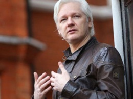 Основатель WikiLeaks Ассанж перенес микроинсульт после сообщения об экстрадиции