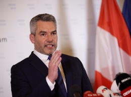 Канцлер Австрии: санкции против "Северного потока - 2" навредят ЕС