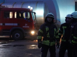 Спасатели потушили пожар на территории пивоваренного завода на Луганщине