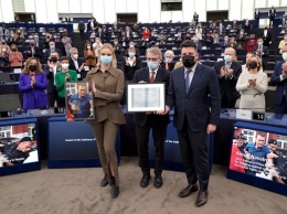 В Европарламенте вручили премию Сахарова, присужденную Навальному