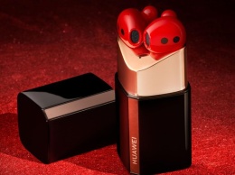 В Украине стартовали продажи наушников Huawei FreeBuds Lipstick