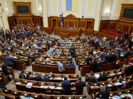 Сложение 150 депутатами мандатов не приведет к роспуску Рады - КСУ