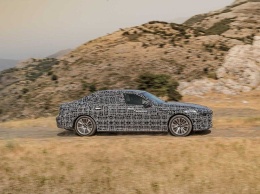 Неподражаемый BMW i7 представят в 2022 году