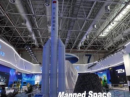 Китайцы обещают запустить новую лунную ракету с экипажем в 2026 году