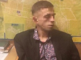 В горсовете Львова задержан вооруженный мужчина с наркотиками