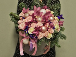 Новый год: подарочный набор и волшебство сервиса доставки цветов Актуально