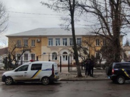 В Запорожской области "заминировали" 12 школ и требовали 100 тысяч гривен