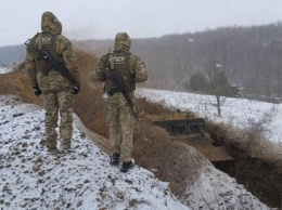 Украина укрепит границу с РФ противотранспортными рвами
