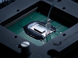 Разработан оптический процессор, который в 100 раз мощнее графических чипов