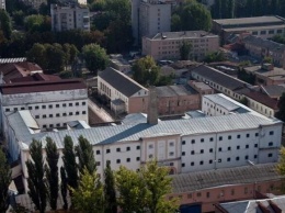 В платной камере Лукьяновского СИЗО заключенные устроили поножовщину