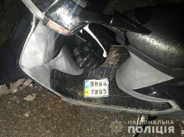 В Одессе задержали двух угонщиков мопедов: один из фигурантов укатил транспорт курьеров службы доставки